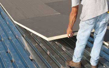 benefits of insulating East Kingston flat roofing